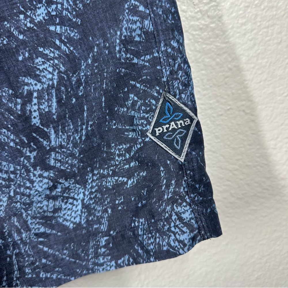 Prana Black and Blue Patterned Athletic Shorts - Picture 2 of 8